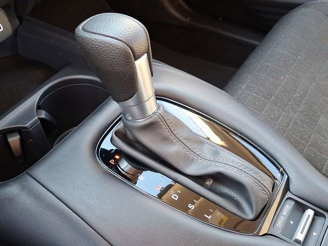 Used 2025 Honda HR-V LX image 13