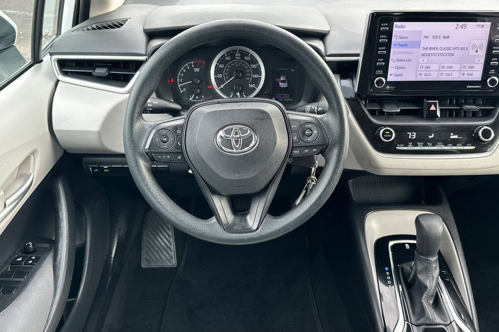 Used 2021 Toyota Corolla LE image 11