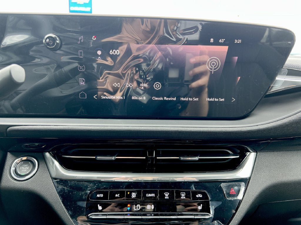 New 2026 Buick Envista Sport Touring FWD image 13