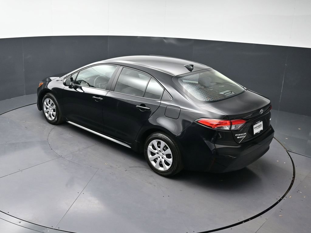 Used 2024 Toyota Corolla LE image 23