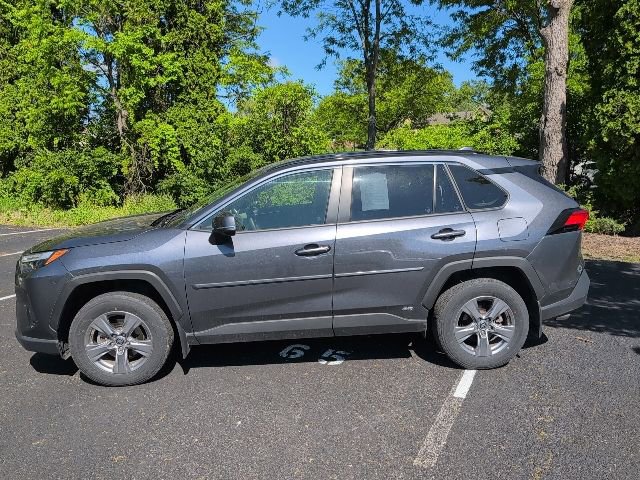 Used 2023 Toyota RAV4 LE AWD/4WD image 8