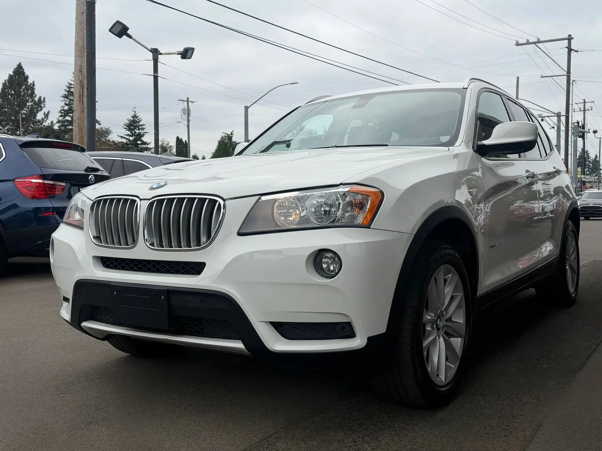 Used 2013 BMW X3 xDrive28i w/ Premium Pkg AWD/4WD image 11