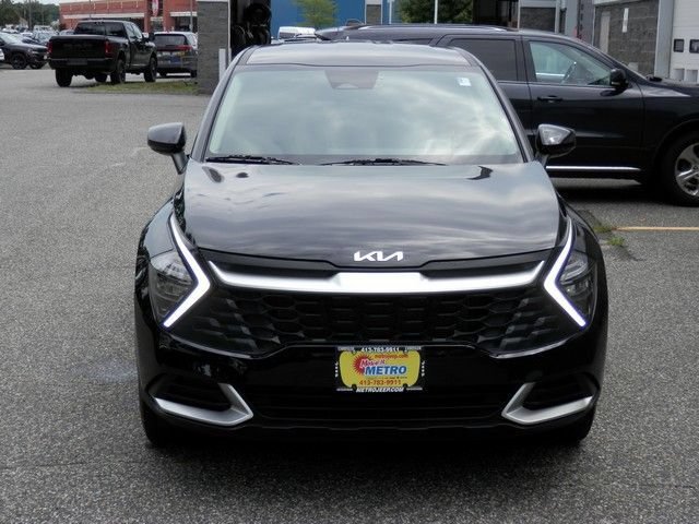 Used 2023 Kia Sportage LX AWD/4WD image 3