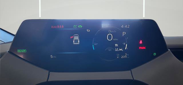 New 2026 Toyota Prius Plug-In Hybrid FWD image 18
