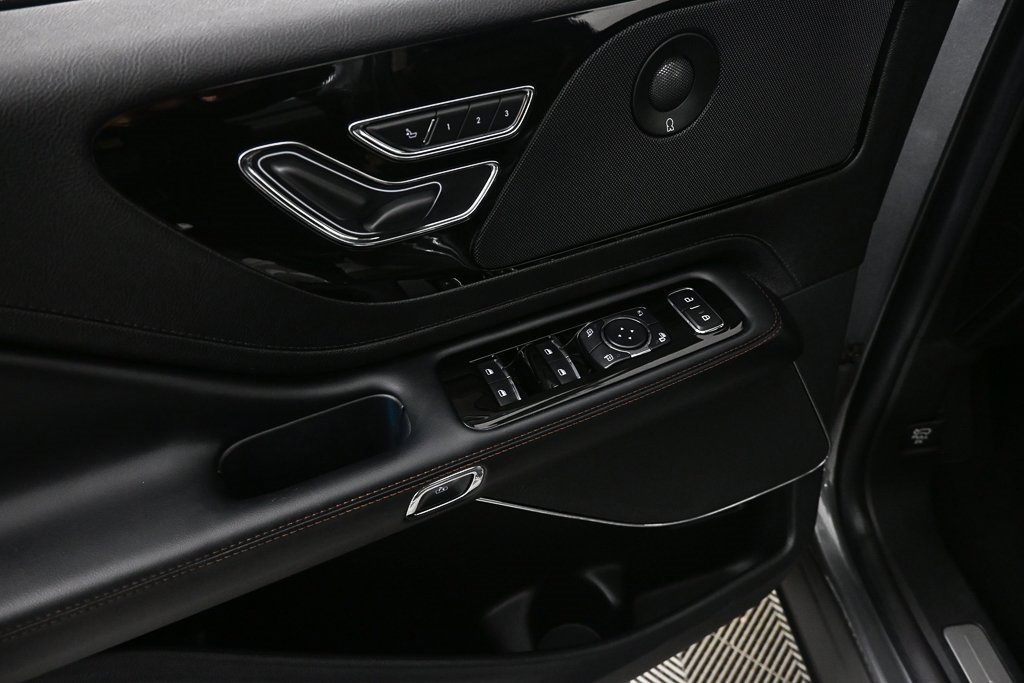 Used 2023 Lincoln Aviator Reserve w/ Elements Package Plus image 8