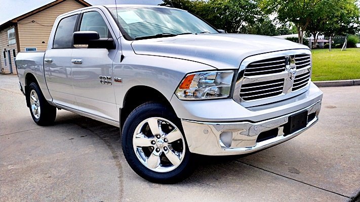 Used 2018 RAM 1500 Big Horn image 2