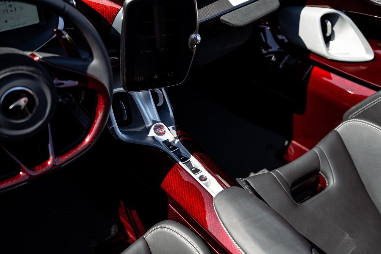 Used 2021 McLaren Elva RWD image 46