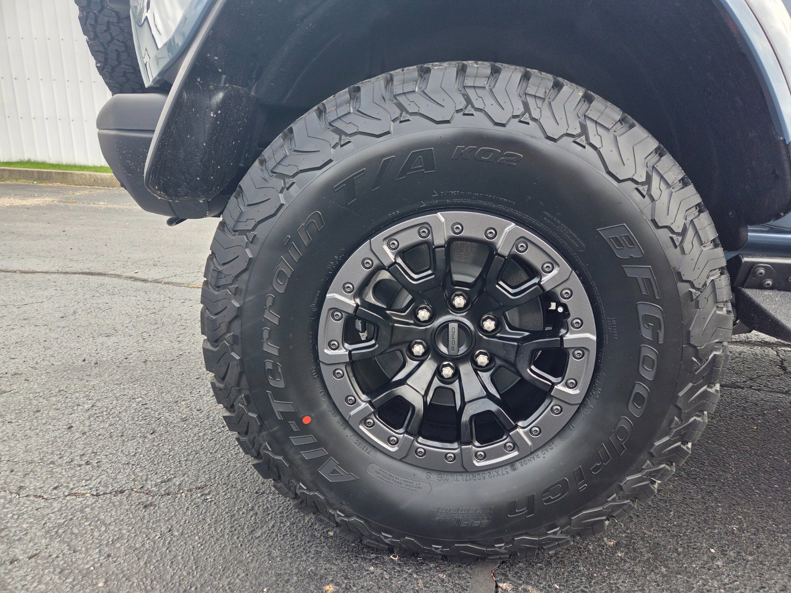 New 2025 Ford Bronco Raptor image 27