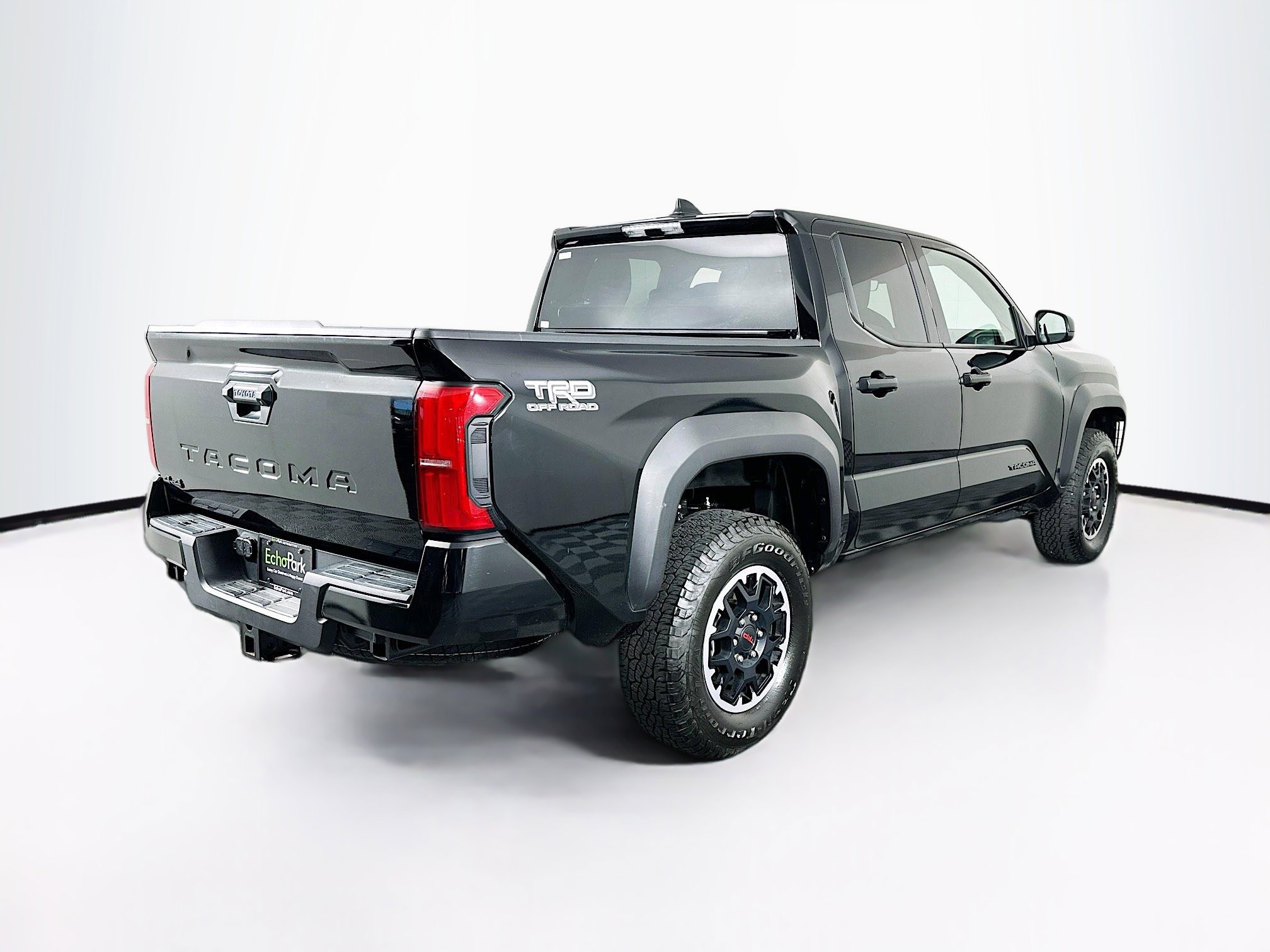 Used 2025 Toyota Tacoma TRD Off-Road image 9