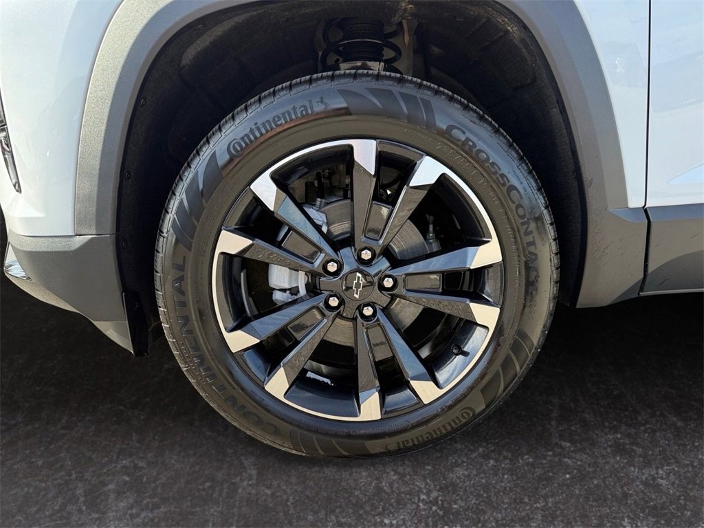 New 2026 Chevrolet Equinox RS w/ Safety and Technology Package image 9