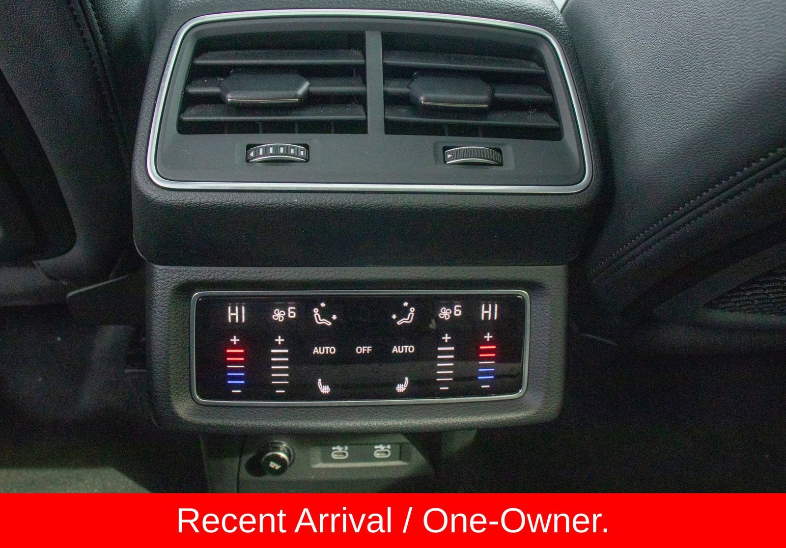 Used 2021 Audi e-tron Premium Plus w/ Premium Plus Package image 11