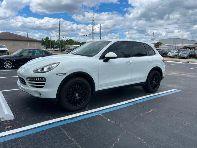 Used 2014 Porsche Cayenne Diesel AWD/4WD image 1