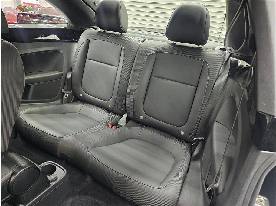 Used 2016 Volkswagen Beetle 1.8T SEL w/ Lighting Package image 11