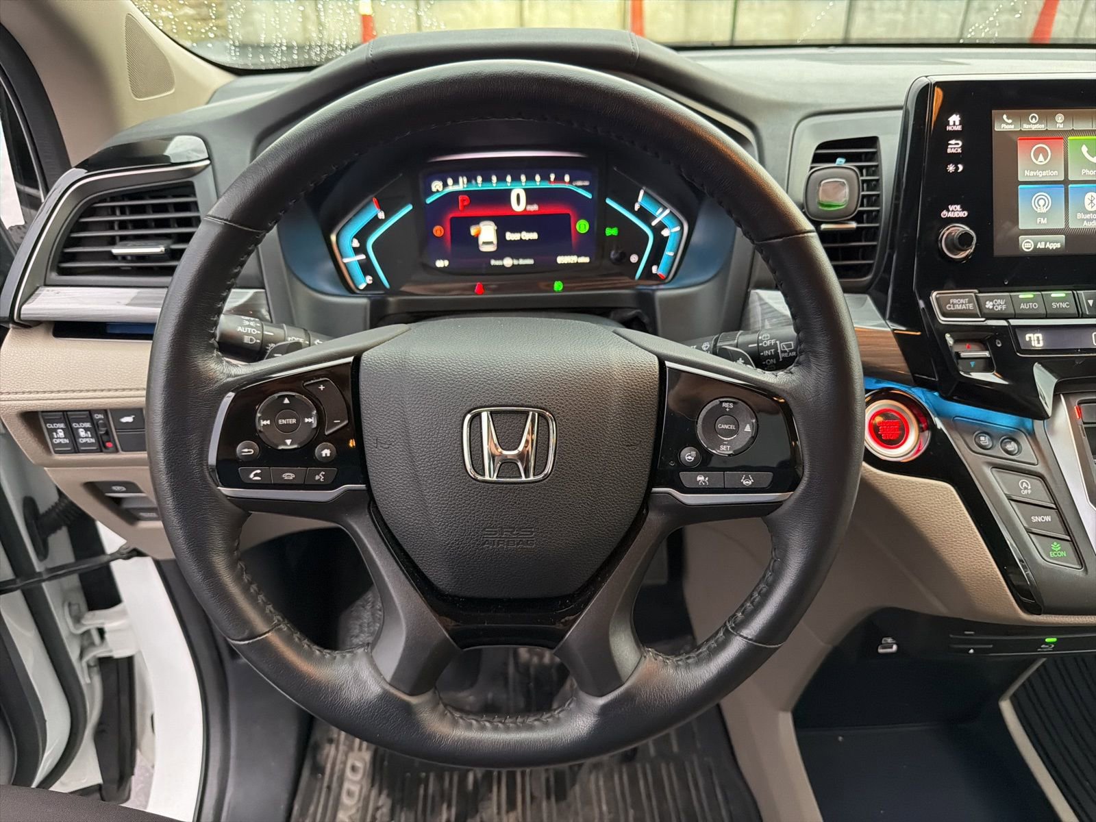 Used 2023 Honda Odyssey Elite image 16