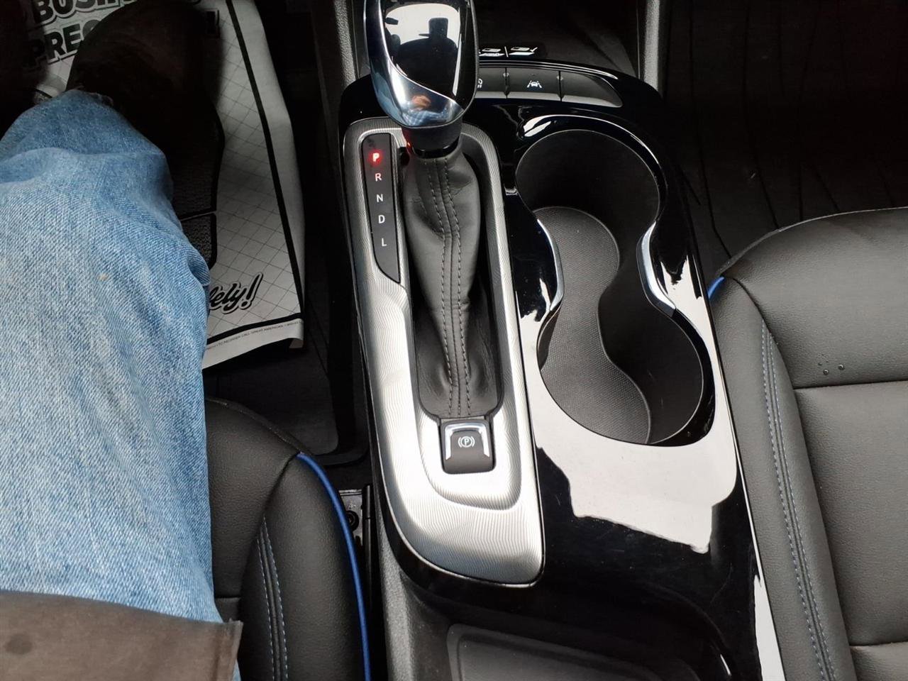 Used 2025 Buick Envista Sport Touring w/ Convenience I Package FWD image 13