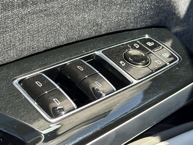 Used 2025 Cadillac Escalade V image 22