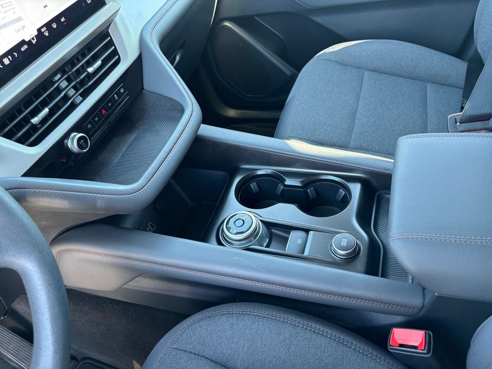 Used 2026 Ford Explorer Active AWD/4WD image 42