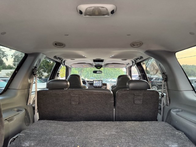Used 2002 Ford Excursion XLT AWD/4WD image 16