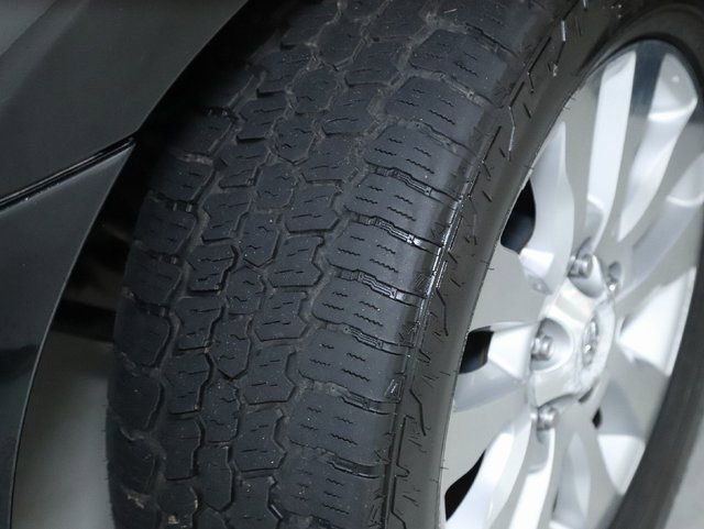 Used 2012 Toyota Sequoia Platinum image 38