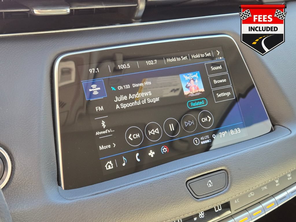 Used 2023 Cadillac XT4 Luxury w/ Cold Weather Package FWD image 27