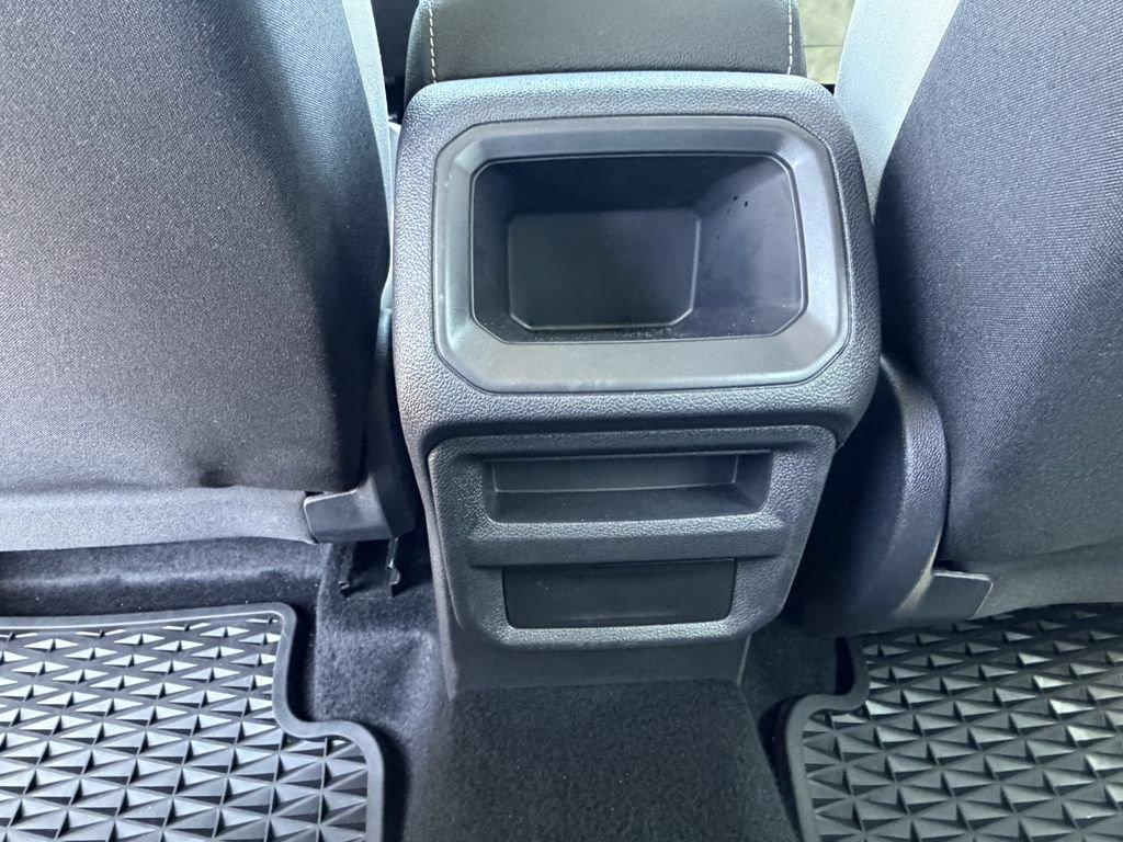 Certified 2025 Volkswagen Taos S FWD image 27