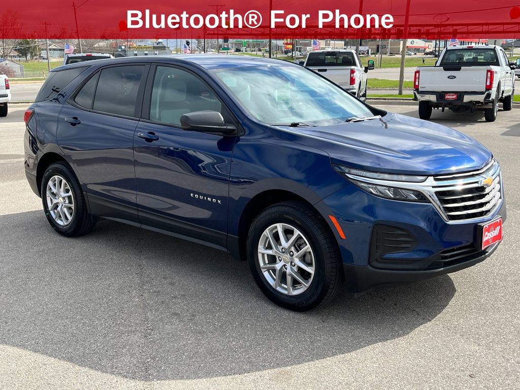 Used 2023 Chevrolet Equinox LS AWD/4WD image 8