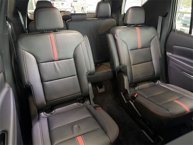 New 2026 Chevrolet Traverse RS image 18