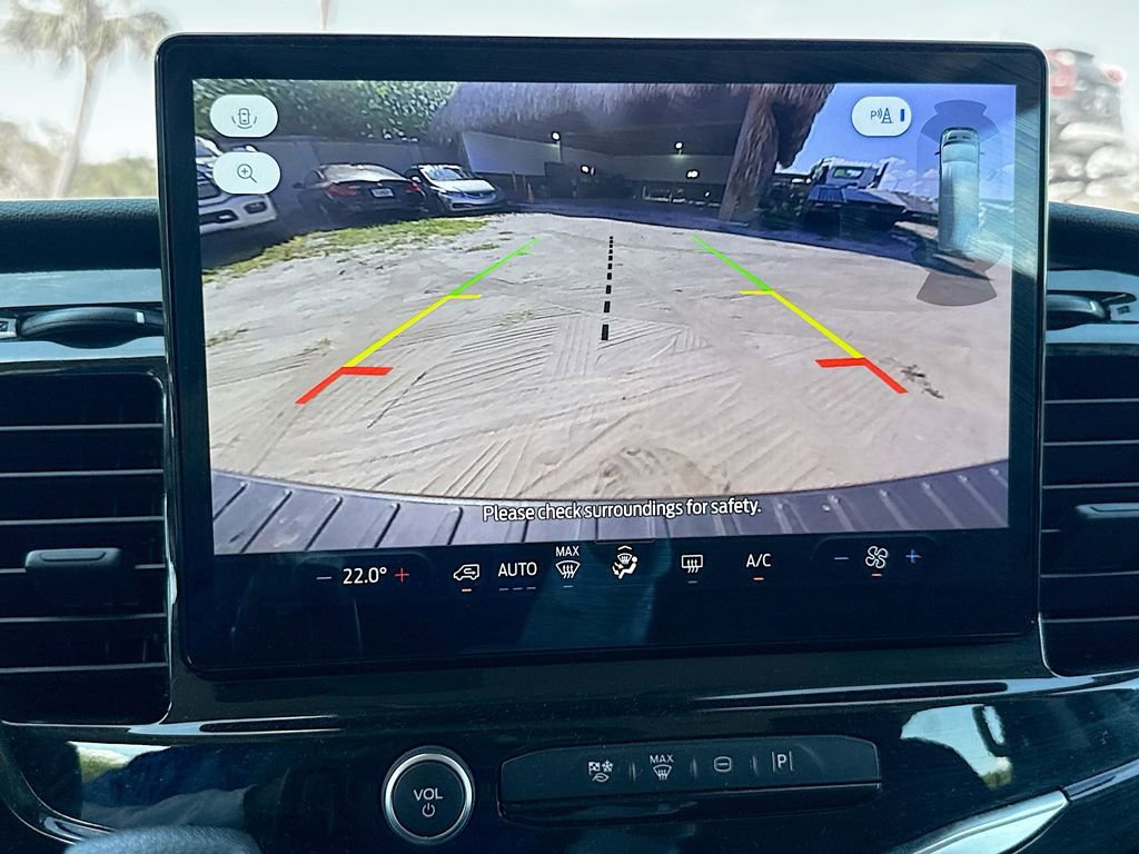 Used 2023 Ford Transit 350 XLT image 15