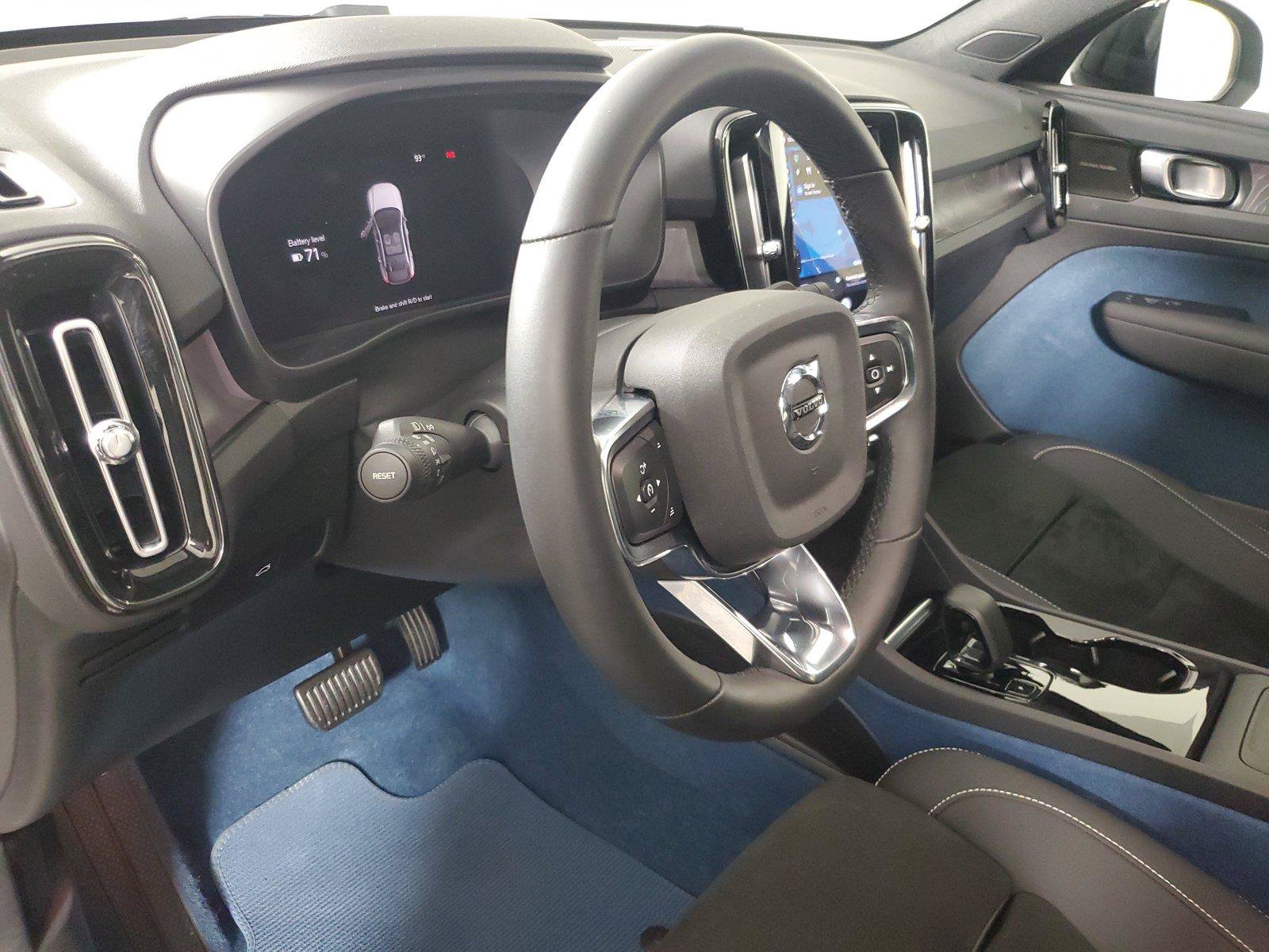 Certified 2023 Volvo C40 P8 Recharge Ultimate AWD/4WD image 24