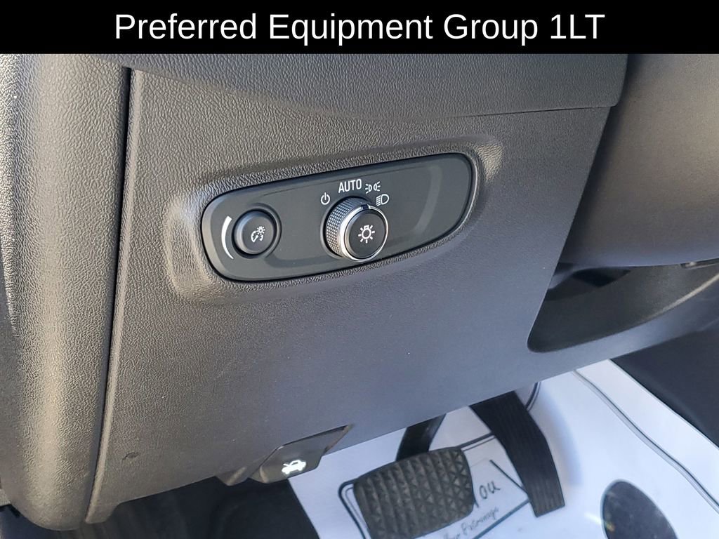 Used 2024 Chevrolet Equinox LT AWD/4WD image 8