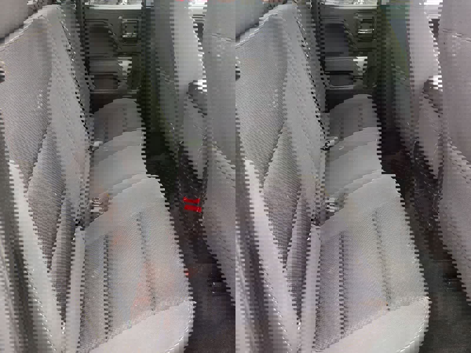 Used 2018 Chevrolet Silverado 1500 LT AWD/4WD image 20