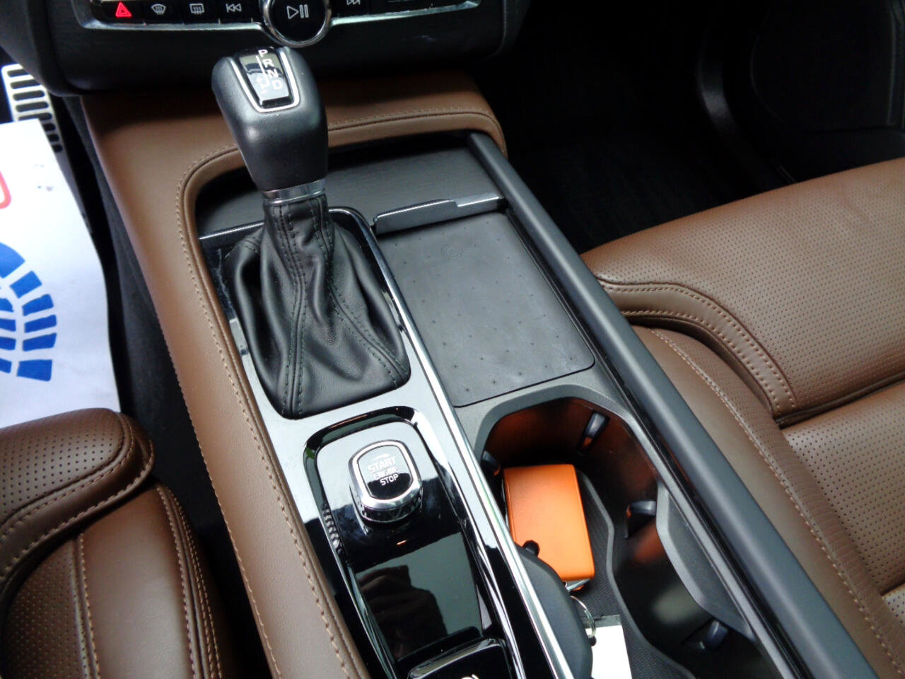 Used 2022 Volvo XC90 T6 Inscription image 12