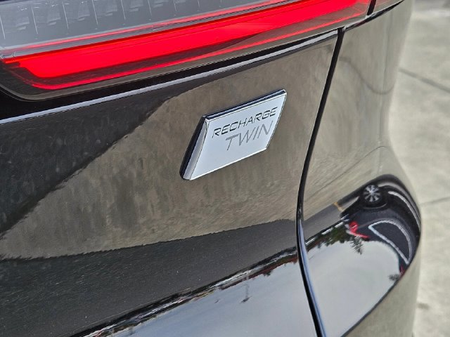 Used 2023 Volvo C40 P8 Recharge Ultimate w/ Protection Package Premier AWD/4WD image 10