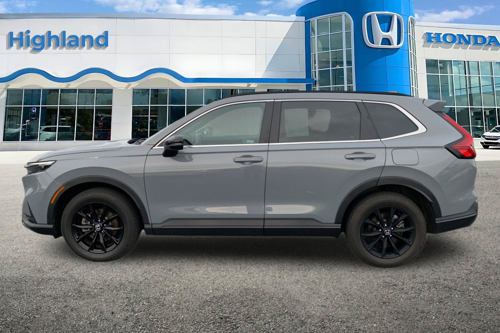 Used 2024 Honda CR-V Sport-L image 2