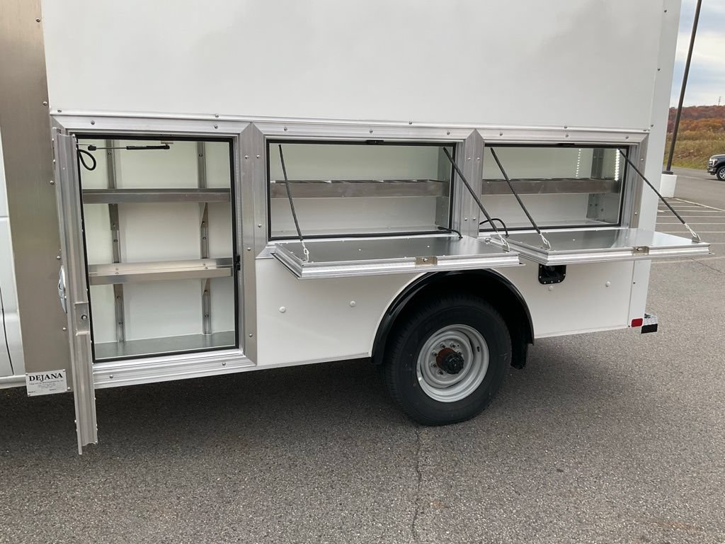 New 2026 Ford E-350 and Econoline 350 Super Duty w/ Power Equipment Group RWD image 9