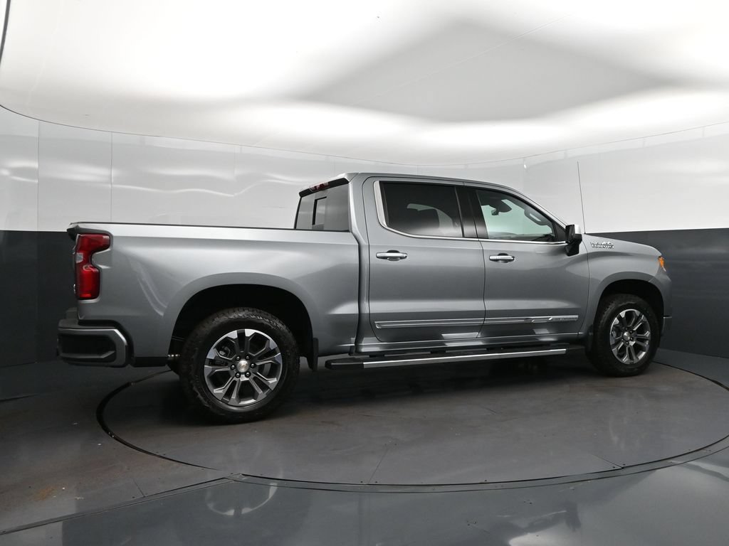 New 2026 Chevrolet Silverado 1500 High Country w/ Technology Package AWD/4WD image 8
