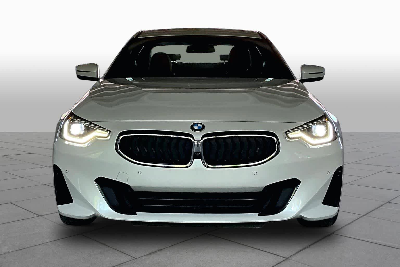 Used 2024 BMW 230i Coupe RWD image 3