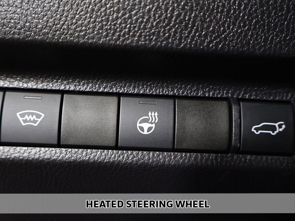 Used 2025 Toyota RAV4 XLE Premium w/ Weather Package FWD image 7