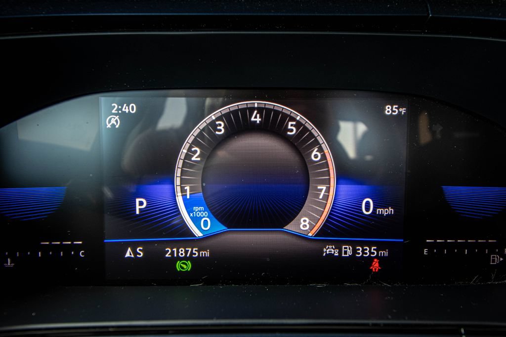 Certified 2023 Volkswagen Taos SE w/ Panoramic Sunroof Package FWD image 37