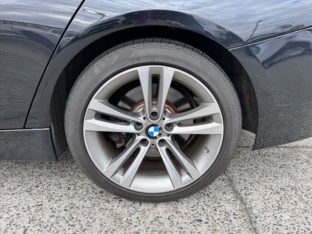 Used 2012 BMW 335i Sedan RWD image 4