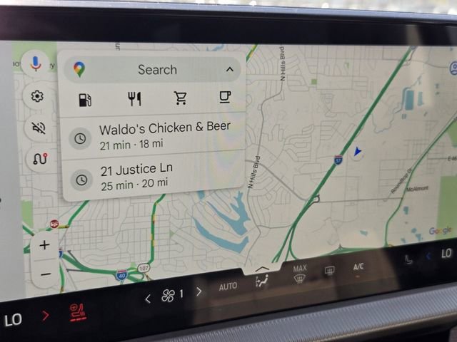 Certified 2025 Ford Explorer Active w/ Active Comfort Package image 22