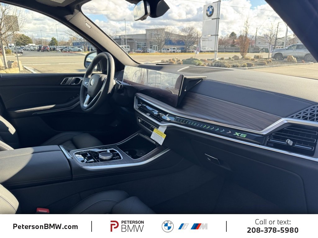 New 2026 BMW X5 xDrive50e image 15