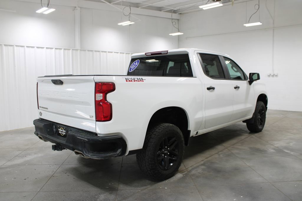 Used 2024 Chevrolet Silverado 1500 LT Trail Boss w/ Protection Package AWD/4WD image 11