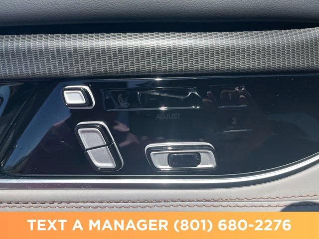 New 2026 Jeep Grand Wagoneer Summit AWD/4WD image 17
