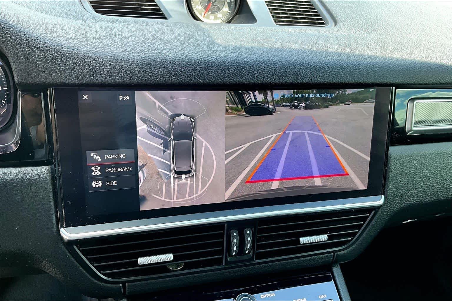 Used 2020 Porsche Cayenne AWD/4WD image 25