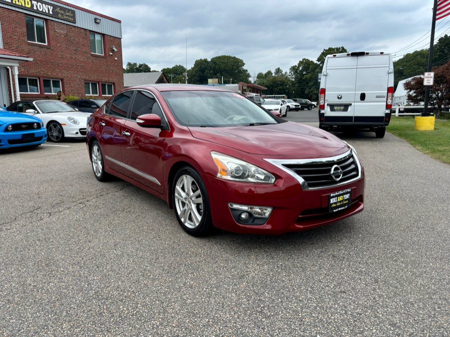 Used 2015 Nissan Altima FWD image 4