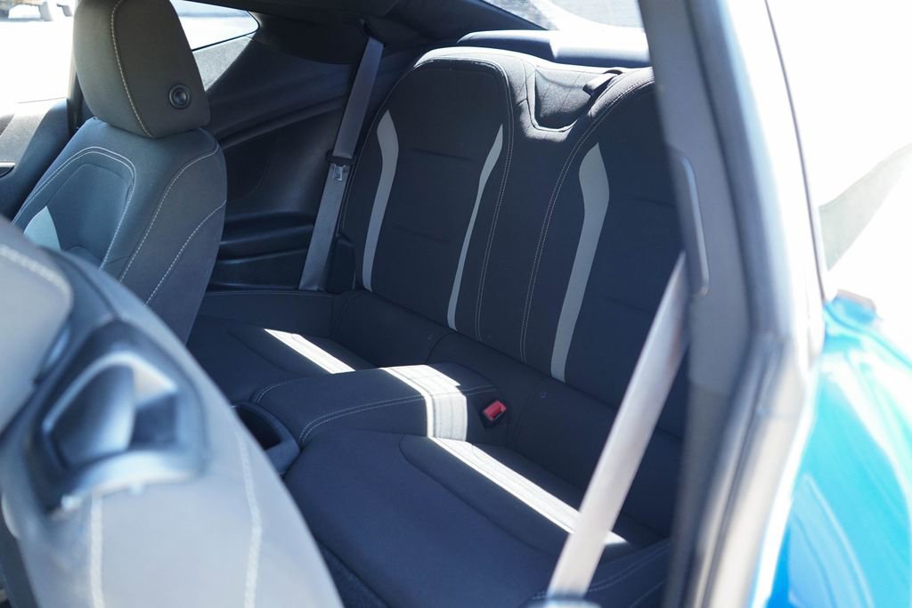 Used 2016 Chevrolet Camaro LT w/ Technology Package image 31