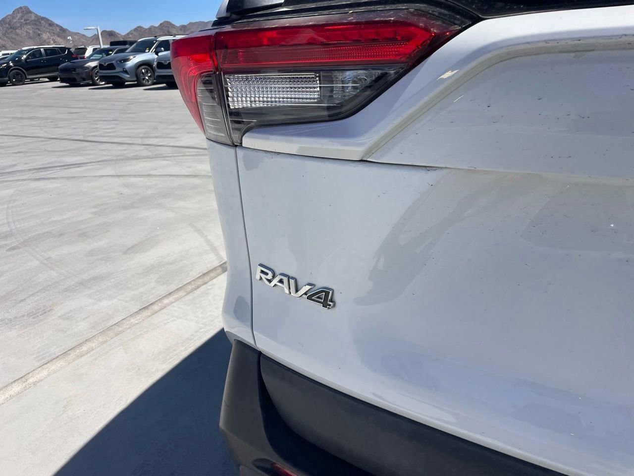 Used 2019 Toyota RAV4 XLE Premium w/ Cold Weather Package image 5