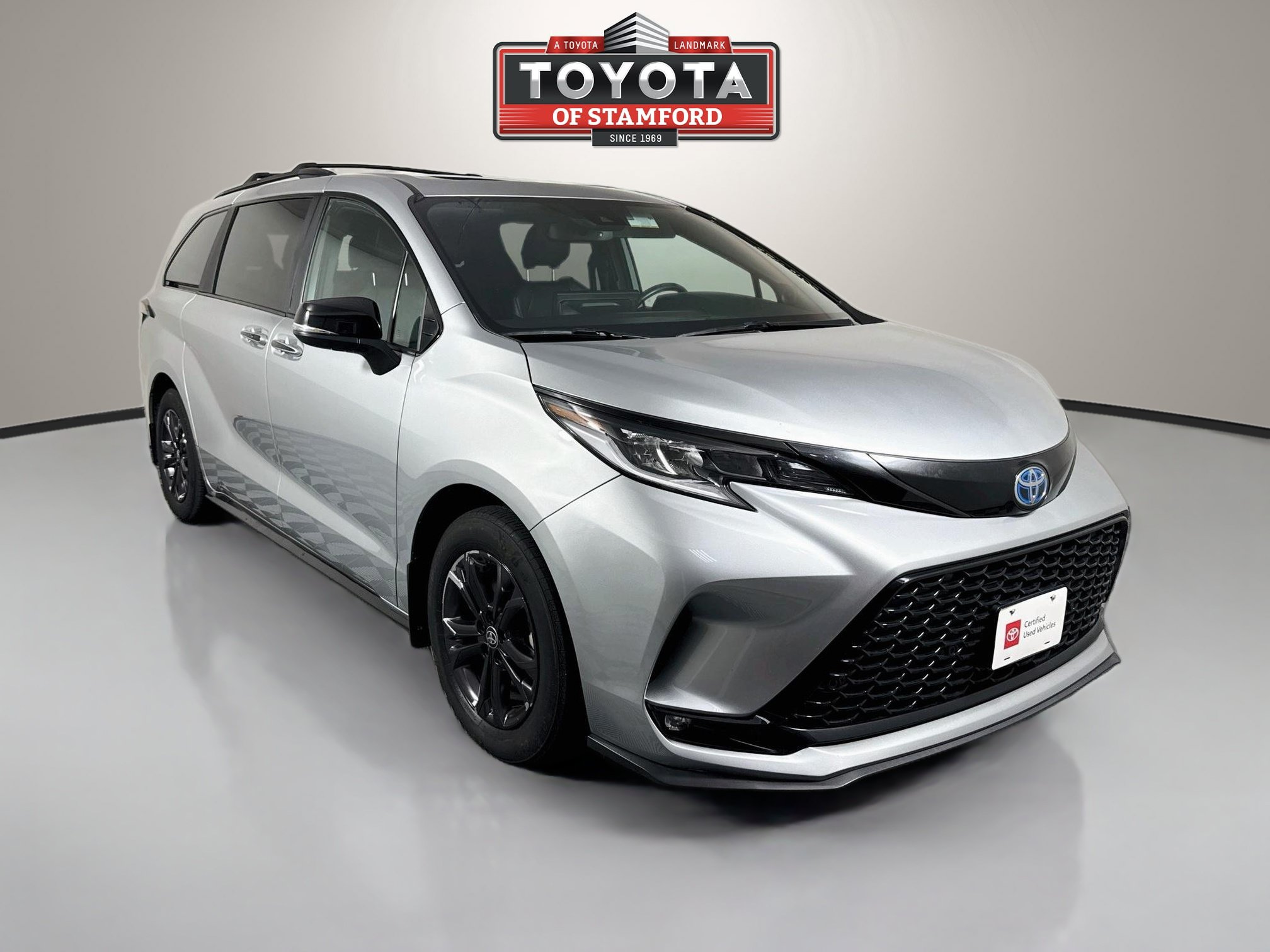 Certified 2025 Toyota Sienna XSE w/ XSE Premium Package
