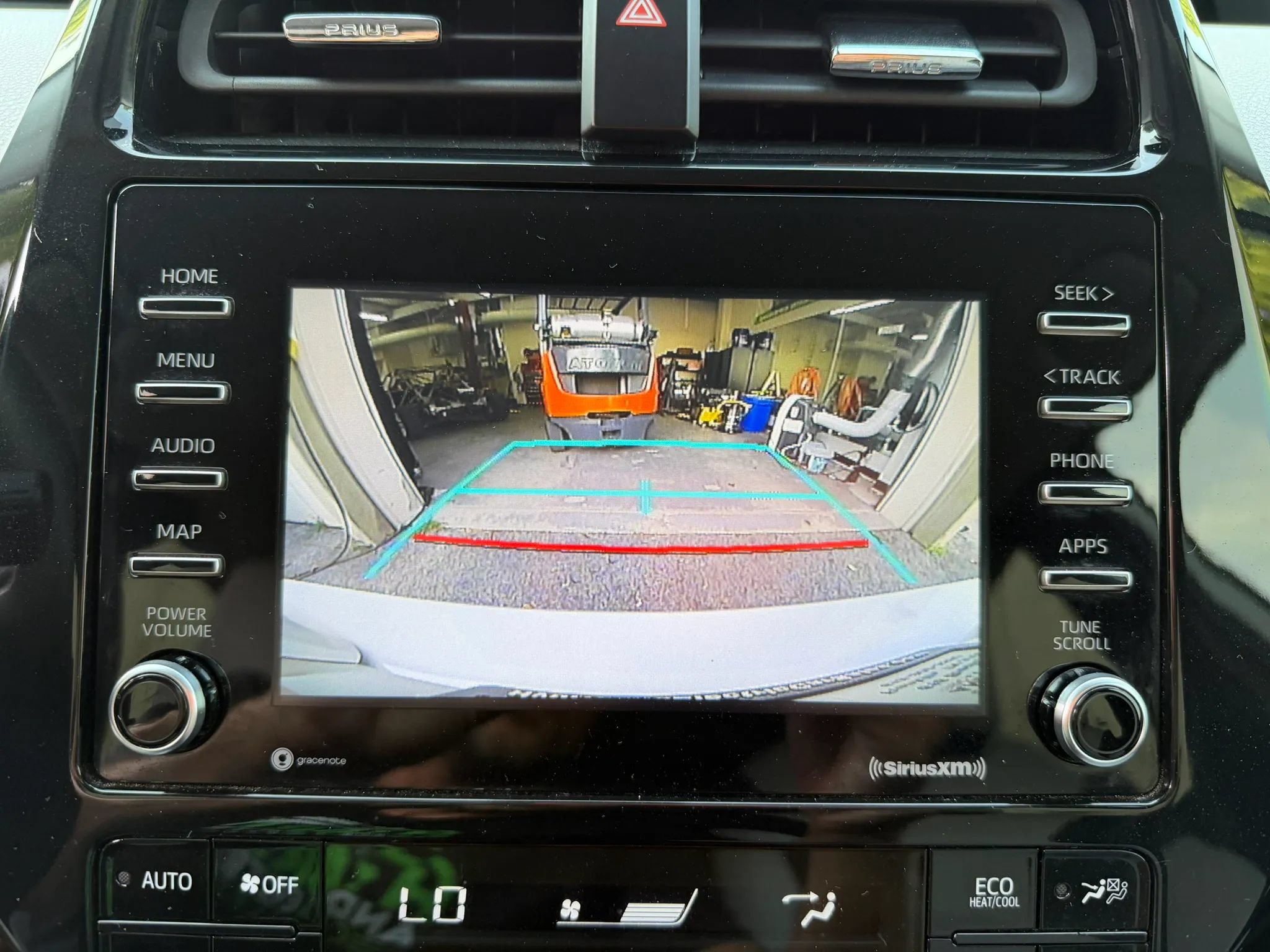 Used 2021 Toyota Prius L Eco FWD image 25